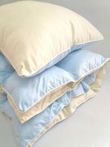 Комплект одеяло и подушка голубой